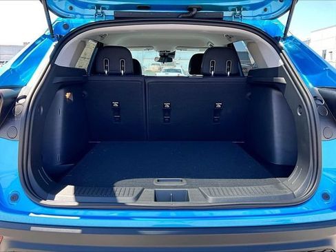 New 2026 Chevrolet Trax LS FWD image 15