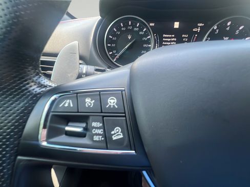 Used 2022 Maserati Levante Modena S AWD/4WD image 30