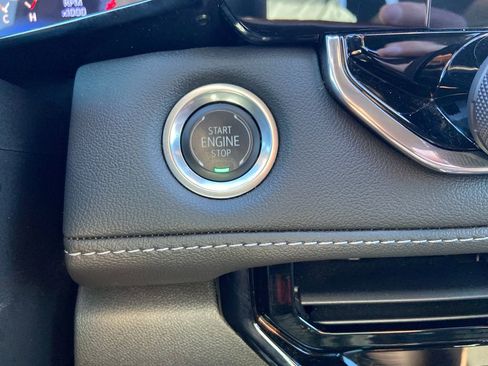 Used 2024 Chevrolet Colorado LT w/ LT Convenience Package II image 26