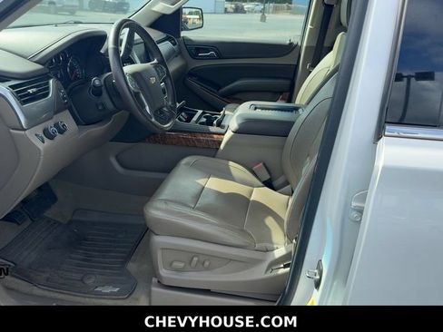 Used 2017 Chevrolet Tahoe Premier AWD/4WD image 9