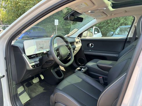 Certified 2023 Hyundai Ioniq 5 SEL w/ Cargo Package AWD/4WD image 5