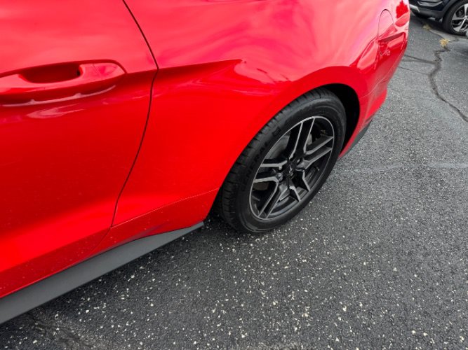 Used 2018 Ford Mustang Premium w/ Equipment Group 201A RWD image 10