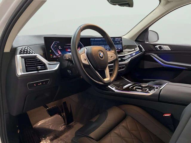 Used 2026 BMW X7 xDrive40i w/ Premium Package AWD/4WD image 47
