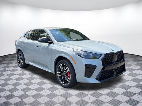 New 2026 BMW X2 xDrive28i w/ Technology Package AWD/4WD image 7