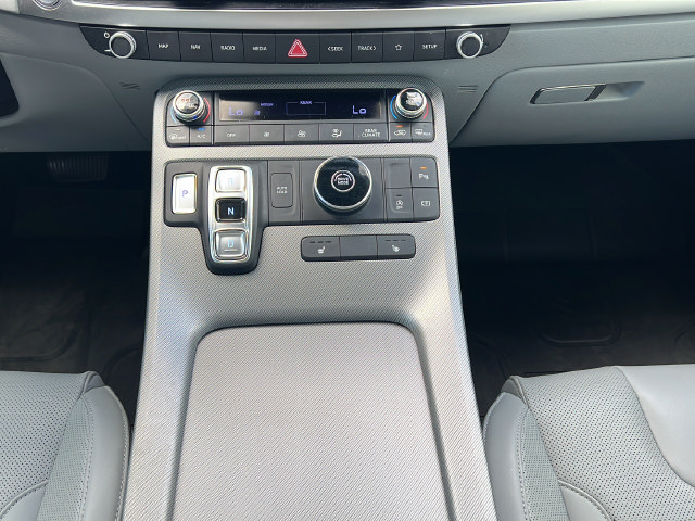 Used 2025 Hyundai Palisade SEL FWD image 18