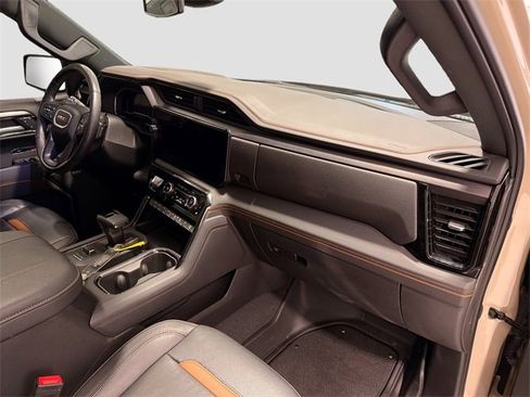 Used 2023 GMC Sierra 1500 AT4 w/ AT4 Premium Package image 25