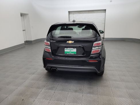 Used 2020 Chevrolet Sonic LT FWD image 7
