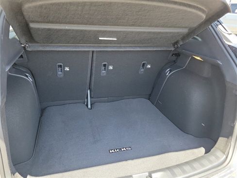 New 2024 Nissan Kicks SR w/ SR Premium Package image 15