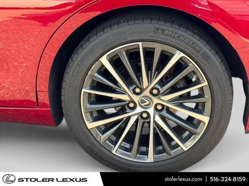 Used 2023 Lexus ES 350 w/ Premium Package FWD image 10