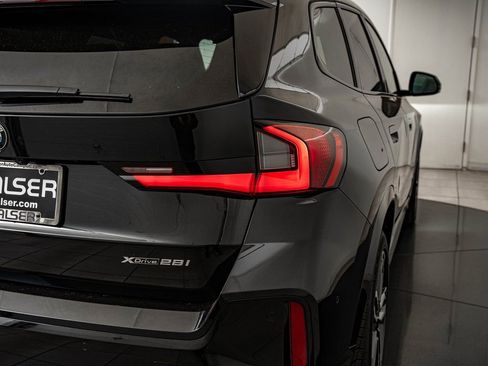 New 2026 BMW X1 xDrive28i w/ Technology Package image 9