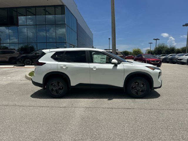 Used 2026 Nissan Rogue SV w/ Cold Weather Package FWD image 6