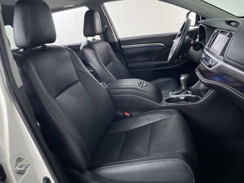 Used 2019 Toyota Highlander Limited AWD/4WD image 26