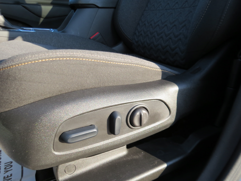 Certified 2024 Chevrolet Equinox LT AWD/4WD image 16
