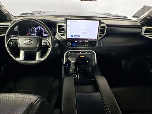 Used 2024 Toyota Tundra Platinum AWD/4WD image 30