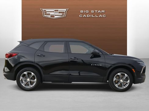 Used 2024 Chevrolet Blazer LT w/ Convenience Package image 6