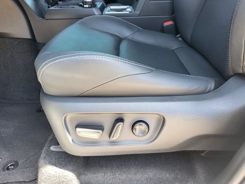 Certified 2025 Toyota 4Runner Limited AWD/4WD image 20