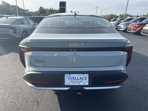New 2025 Kia K4 EX image 5