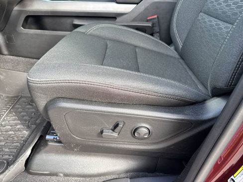 Used 2025 RAM 1500 Lone Star image 13