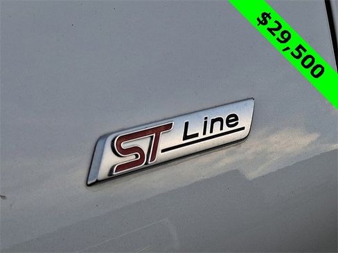 Used 2023 Ford Explorer ST-Line w/ Class IV Trailer Tow Package image 35