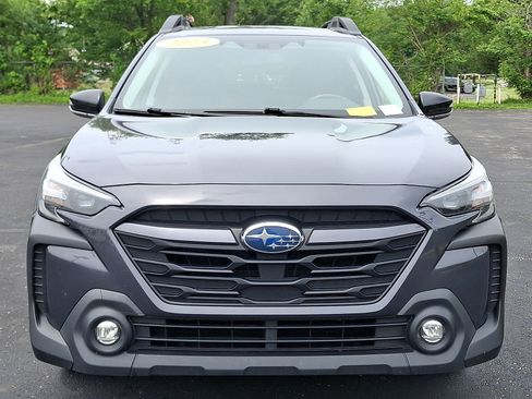 Used 2023 Subaru Outback Premium AWD/4WD image 29