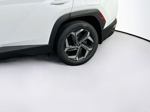 Used 2023 Hyundai Tucson Limited w/ Cargo Package AWD/4WD image 30