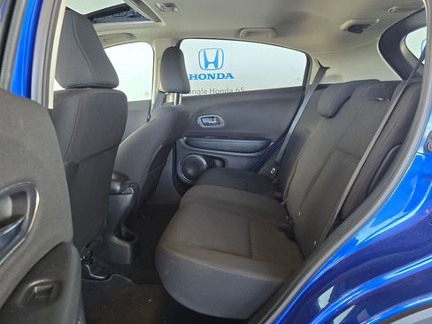 Used 2018 Honda HR-V EX image 26