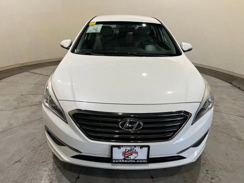Used 2015 Hyundai Sonata Limited FWD image 4