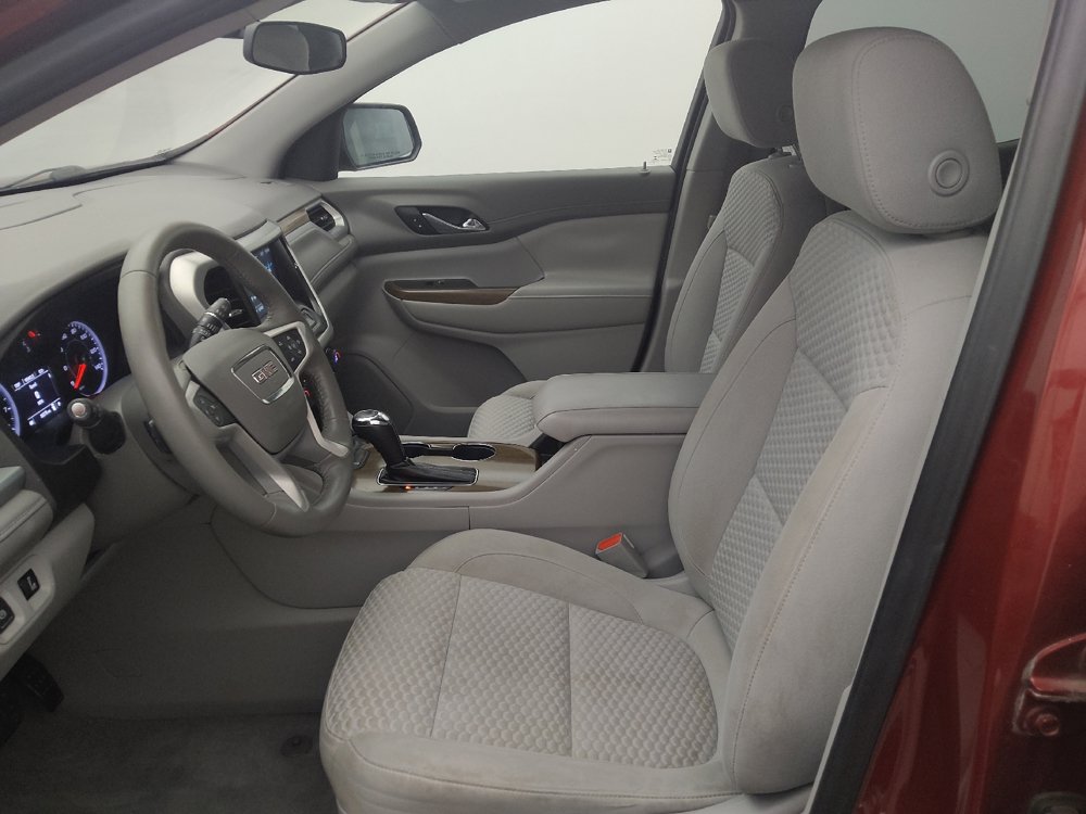 Used 2019 GMC Acadia SLE FWD image 17