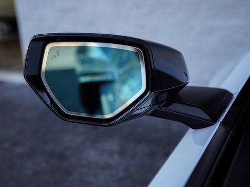 Used 2020 Chevrolet Corvette Stingray w/ 3LT Preferred Equipment Group image 28