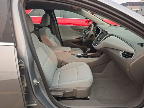 Used 2023 Chevrolet Malibu LT FWD image 13