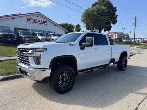 Used 2020 Chevrolet Silverado 3500 LTZ w/ LTZ Plus Package AWD/4WD image 1