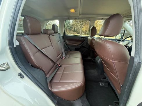 Used 2018 Subaru Forester 2.5i Touring image 21