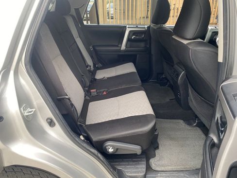 Used 2014 Toyota 4Runner SR5 image 15