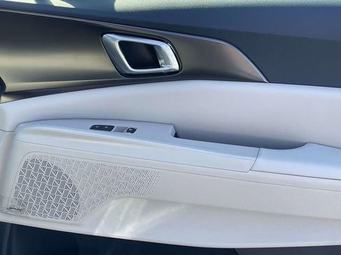 New 2026 Kia Carnival SX Prestige FWD image 18