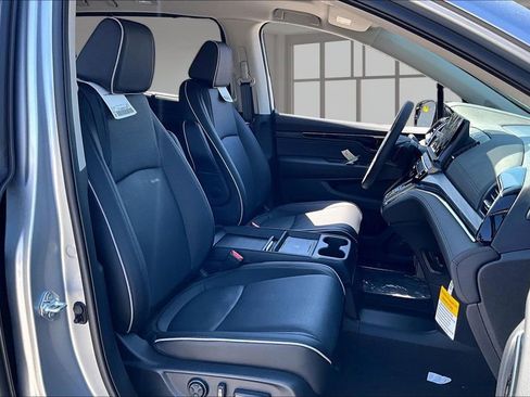 New 2026 Honda Odyssey Elite image 11