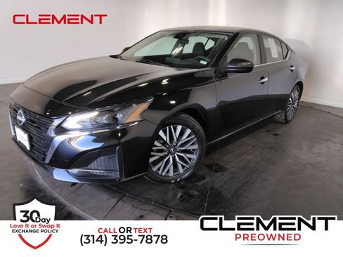 Used 2025 Nissan Altima 2.5 SV FWD image 1