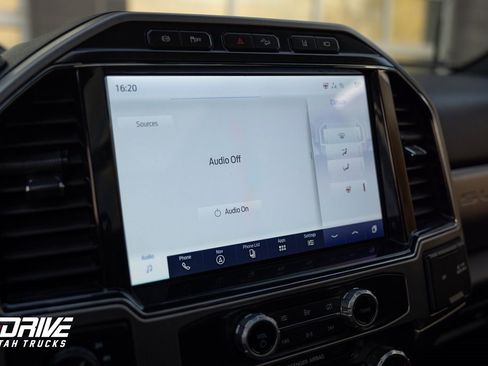 Used 2022 Ford F350 Platinum image 31