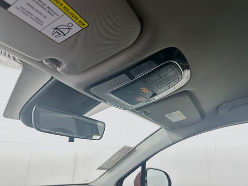 Used 2023 Hyundai Santa Fe SEL FWD image 18