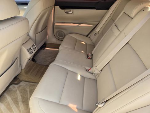 Used 2014 Lexus ES 350 image 31