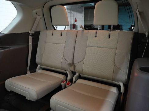 Used 2014 Lexus GX 460 w/ Premium Package AWD/4WD image 43