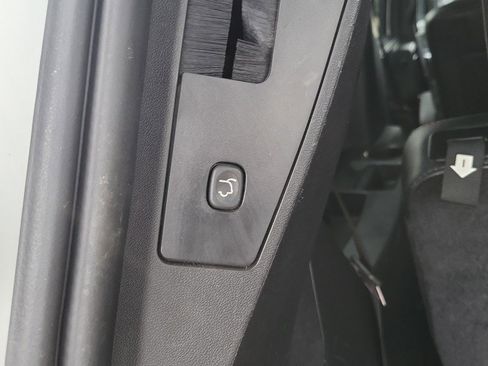 Used 2018 Dodge Grand Caravan GT image 12