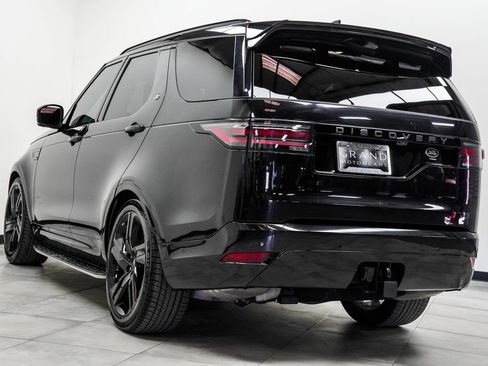 Used 2022 Land Rover Discovery HSE R-Dynamic AWD/4WD image 11