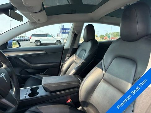 Used 2021 Tesla Model 3 Standard Range Plus RWD image 15