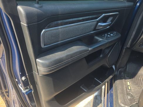 Used 2019 RAM 1500 Big Horn AWD/4WD image 11
