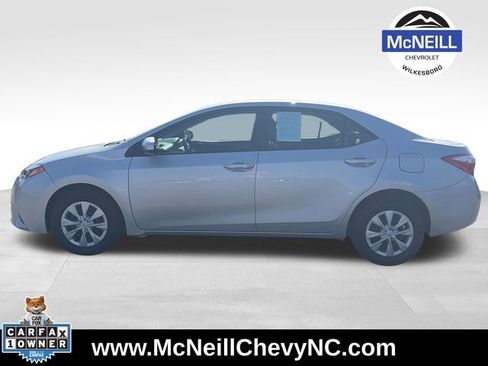 Used 2016 Toyota Corolla L FWD image 5