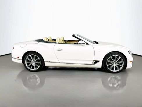 Used 2020 Bentley Continental GT AWD/4WD image 65