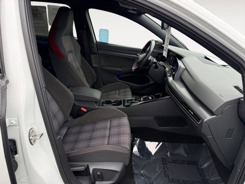 Certified 2023 Volkswagen GTI 40th Anniversary Edition image 19