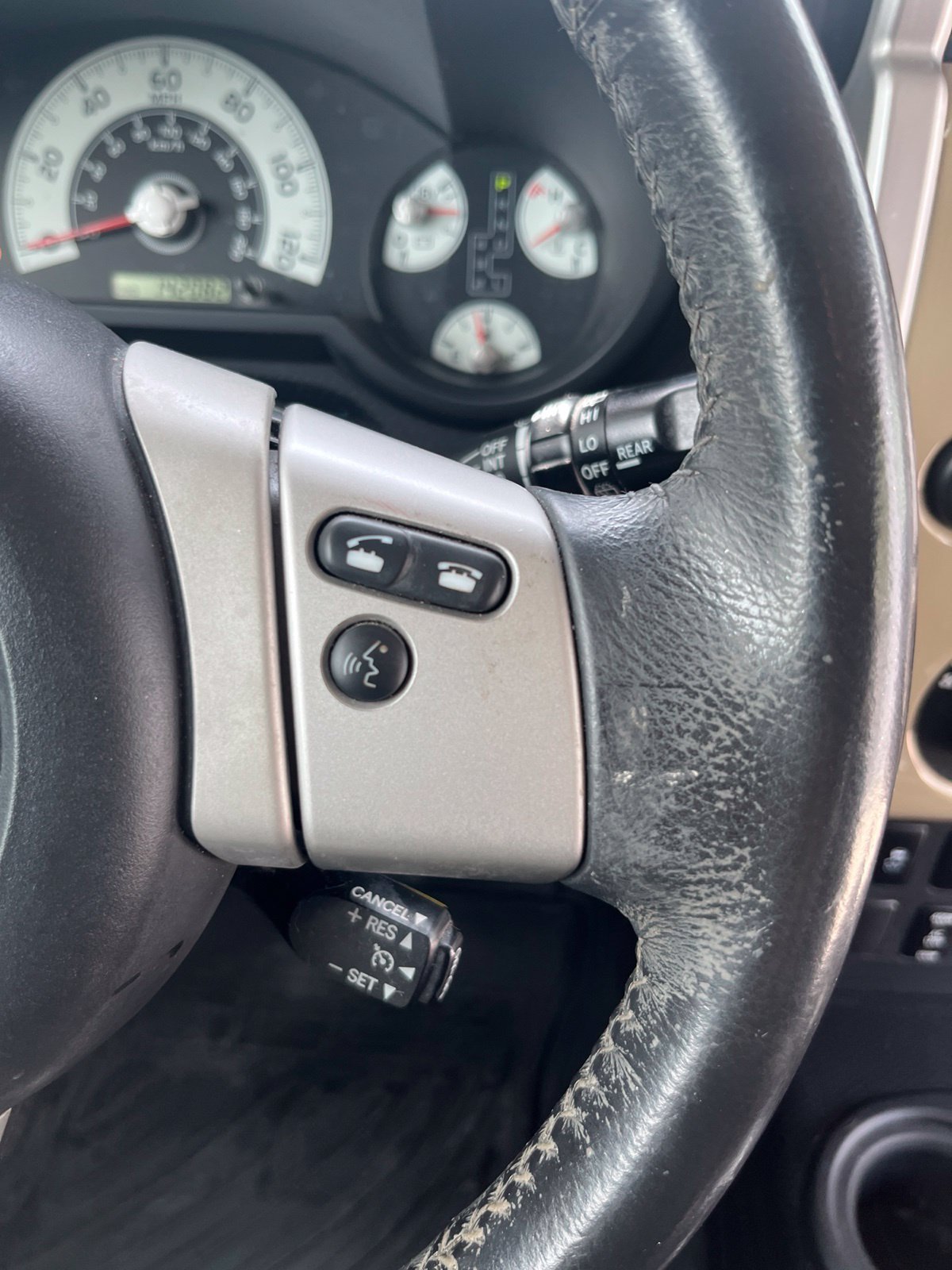 Used 2013 Toyota FJ Cruiser 4WD w/ Upgrade Pkg image 19