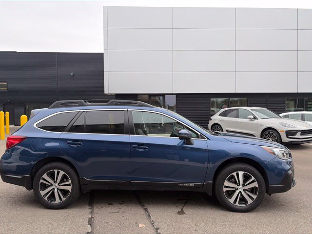 Used 2019 Subaru Outback 2.5i Limited w/ Popular Package #2 AWD/4WD image 2