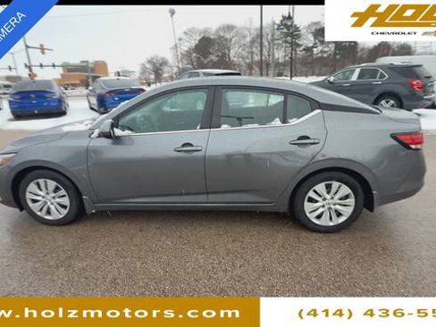 Used 2022 Nissan Sentra S image 5